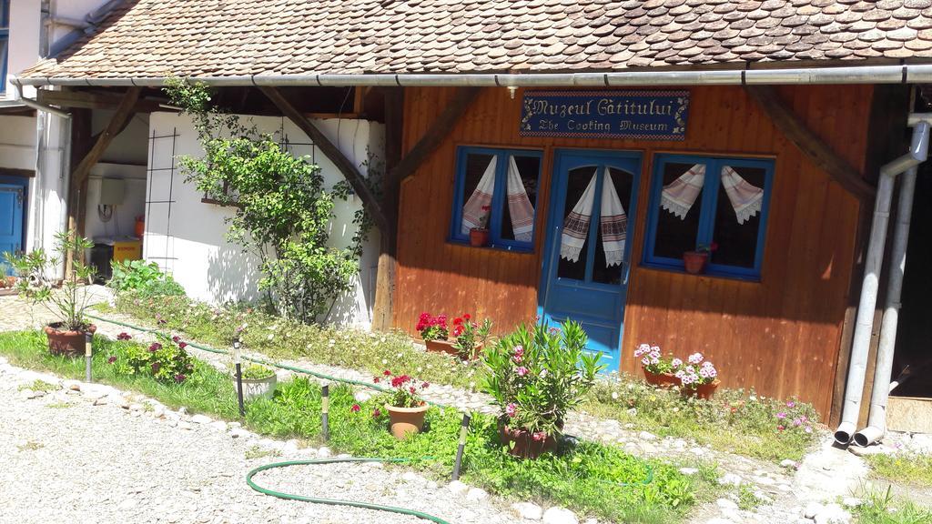 Pension Cartref Szászkézd Kültér fotó